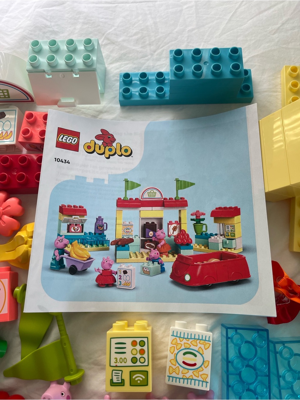 Lego DUPLO® #10434 Peppa Pig Supermarket - Picture 3 of 7